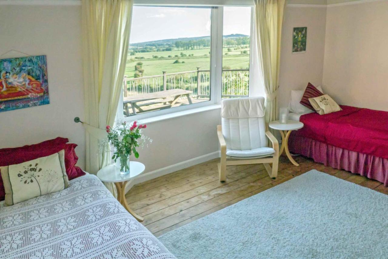 Healing Waters Sanctuary For Exclusive Private Hire And Self Catering Board, Vegetarian, Alcohol & Wifi Free Retreat In Гластонбери Экстерьер фото