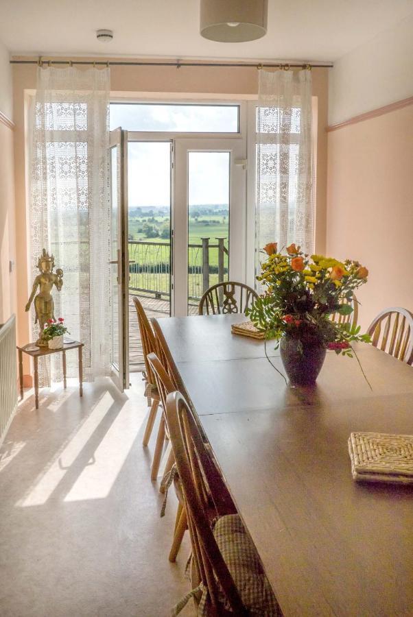 Healing Waters Sanctuary For Exclusive Private Hire And Self Catering Board, Vegetarian, Alcohol & Wifi Free Retreat In Гластонбери Экстерьер фото