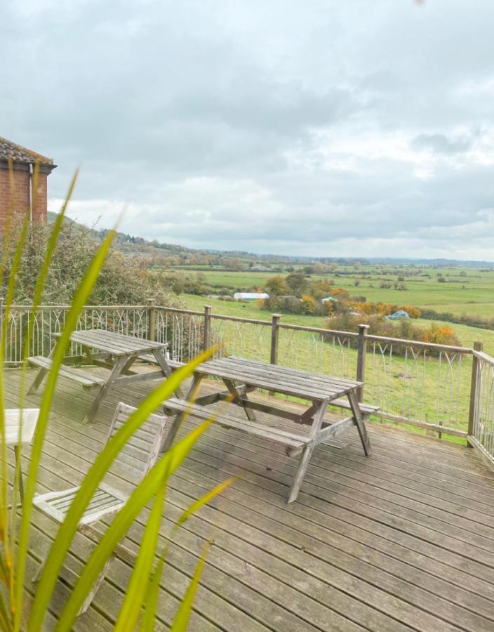 Healing Waters Sanctuary For Exclusive Private Hire And Self Catering Board, Vegetarian, Alcohol & Wifi Free Retreat In Гластонбери Экстерьер фото